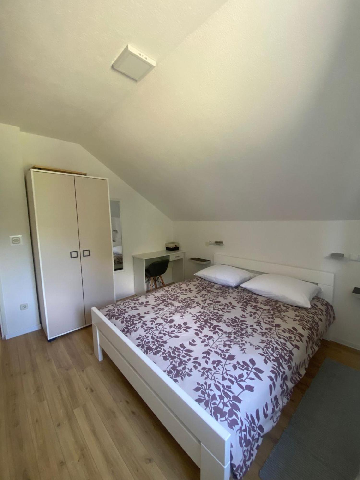 Guesthouse Abrlic Selište Drežničko Zewnętrze zdjęcie