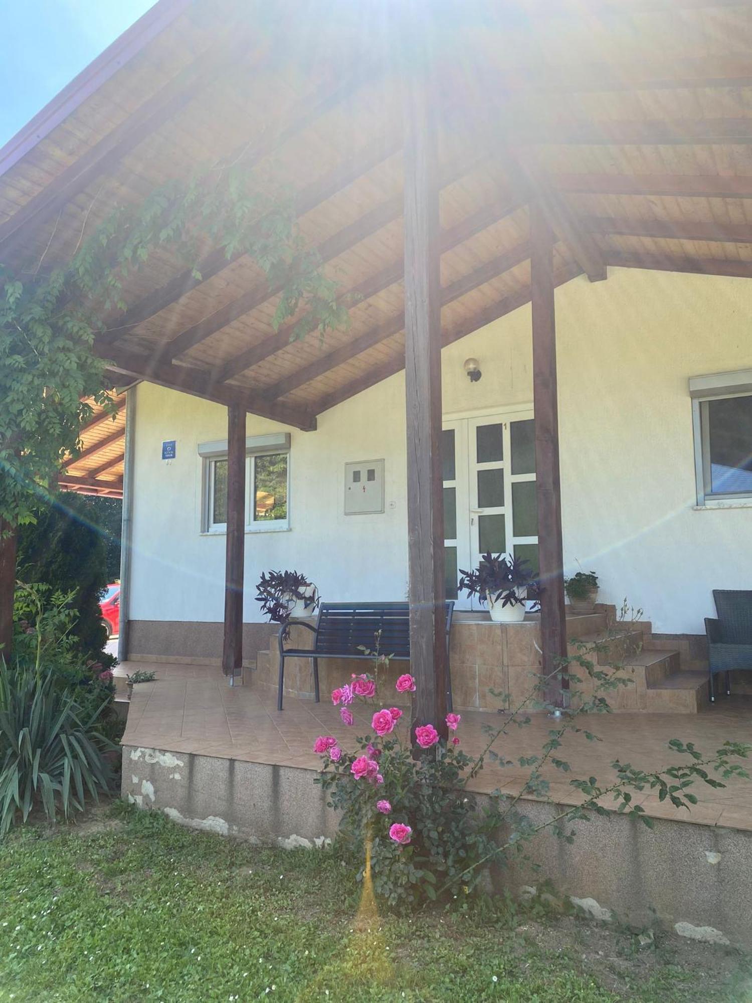 Guesthouse Abrlic Selište Drežničko Zewnętrze zdjęcie