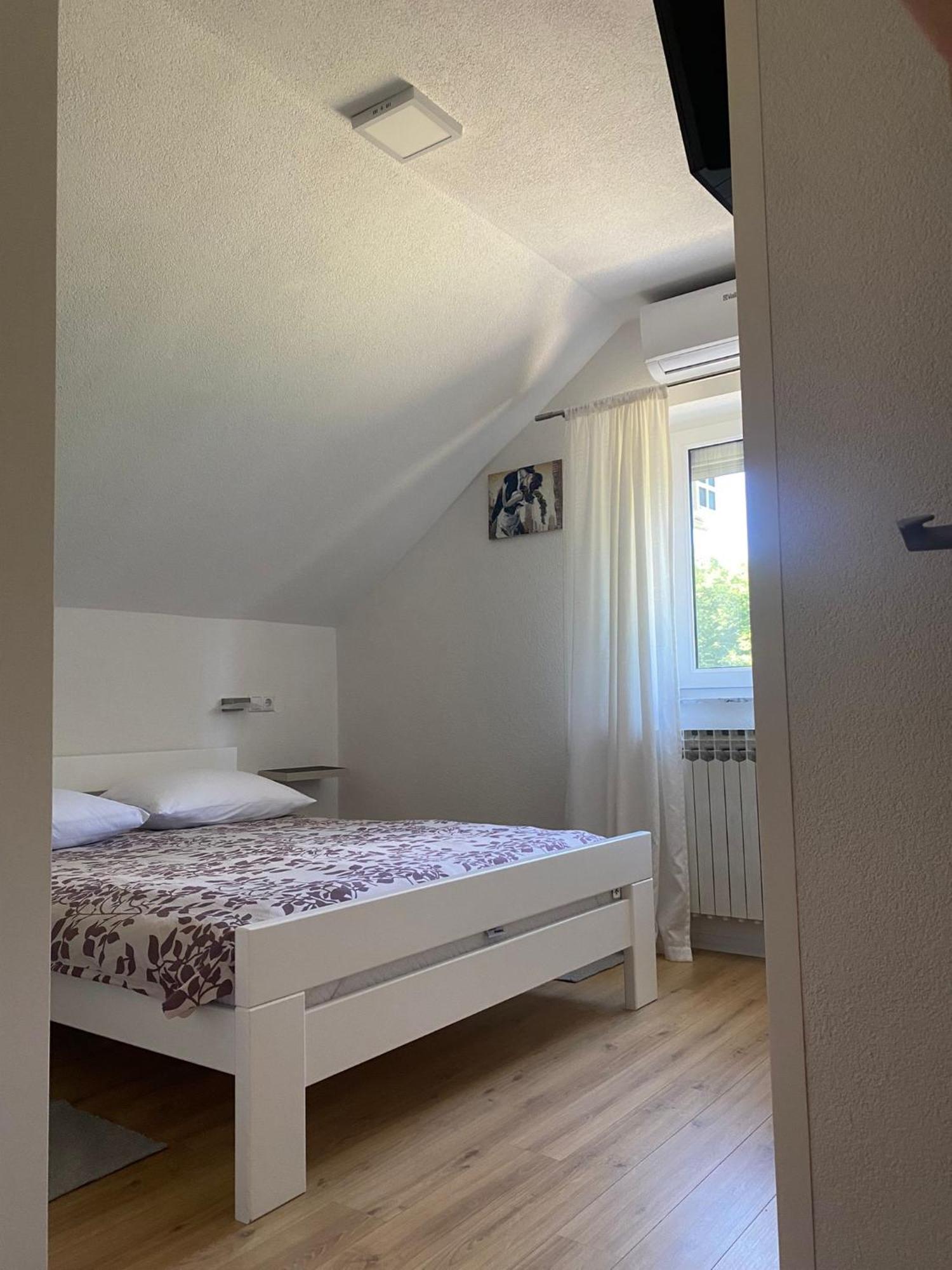 Guesthouse Abrlic Selište Drežničko Zewnętrze zdjęcie