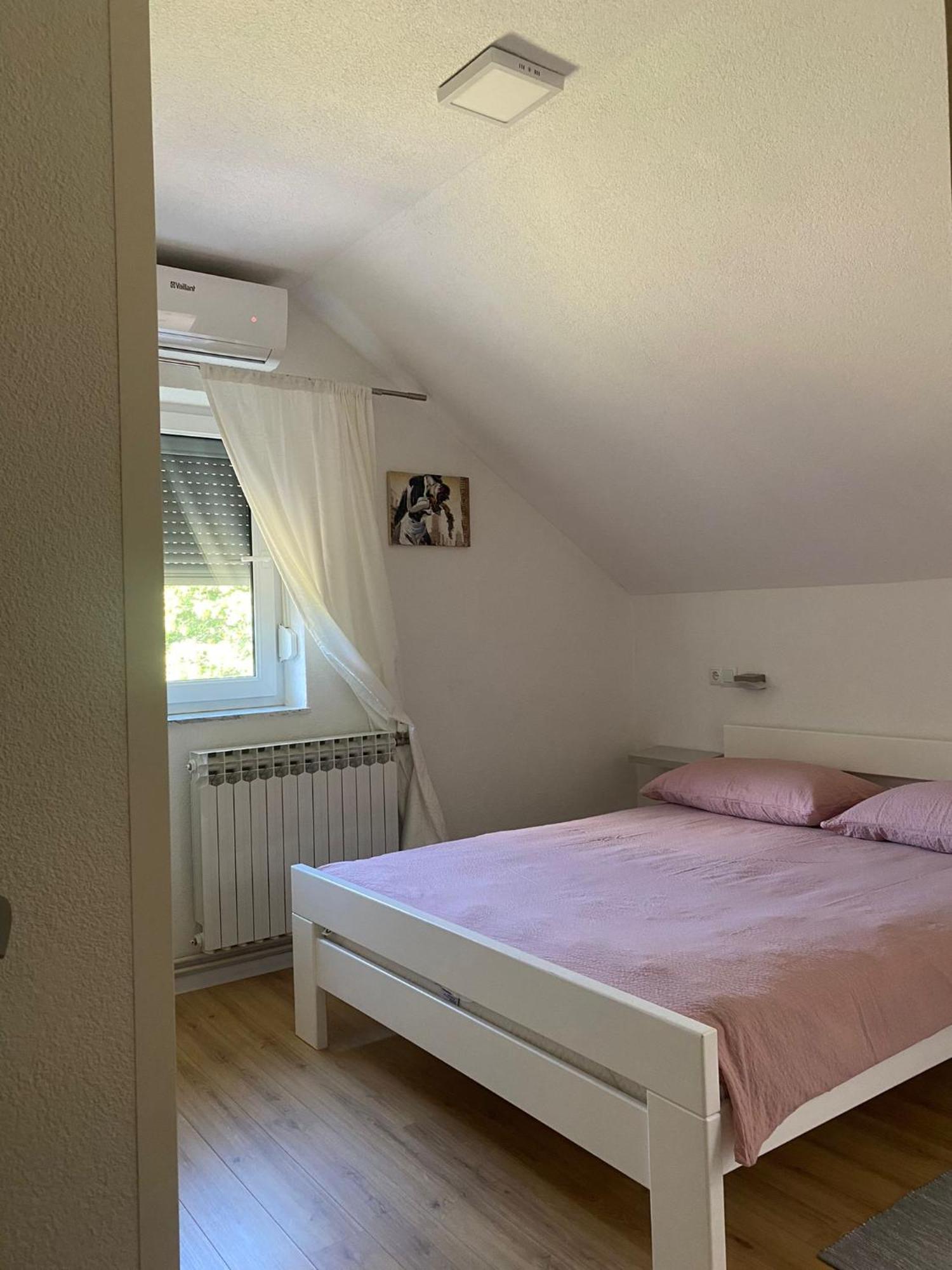 Guesthouse Abrlic Selište Drežničko Zewnętrze zdjęcie